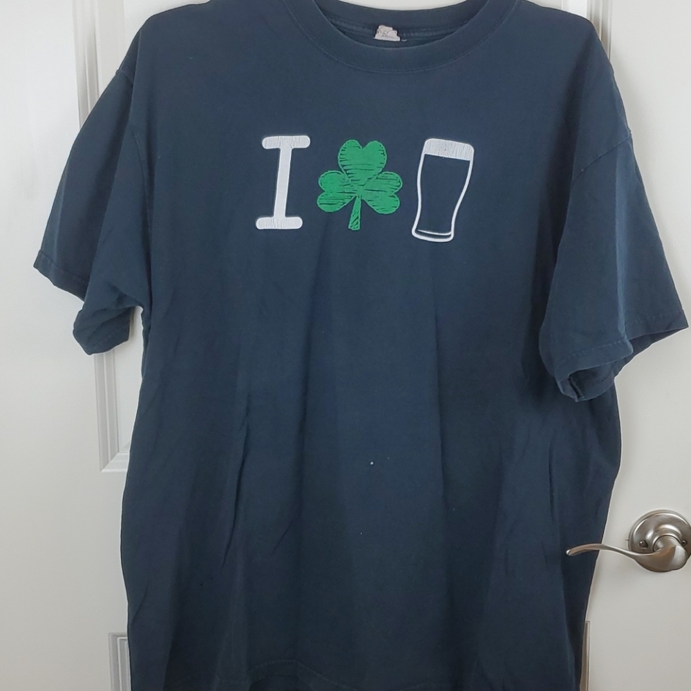 Vintage Guinness graphic tee size XL